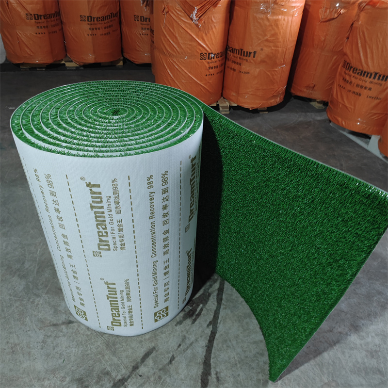 green rubber carpet