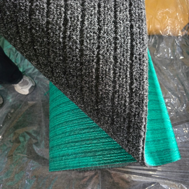 4 lines gold wash carpet