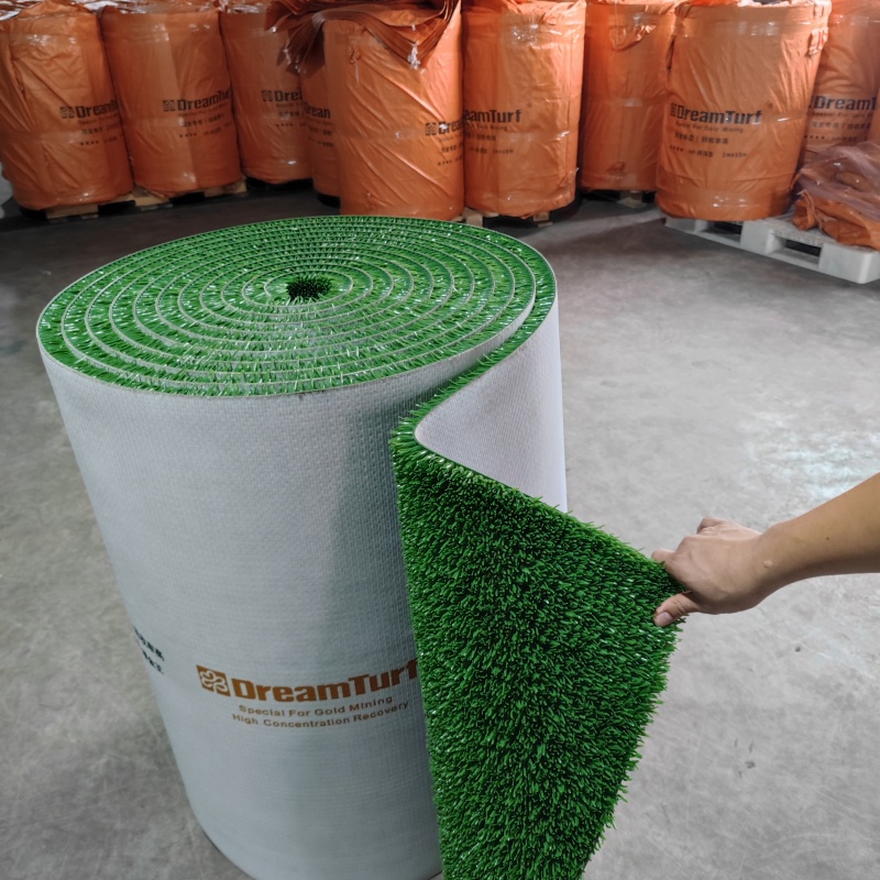 carpet for recovery gold