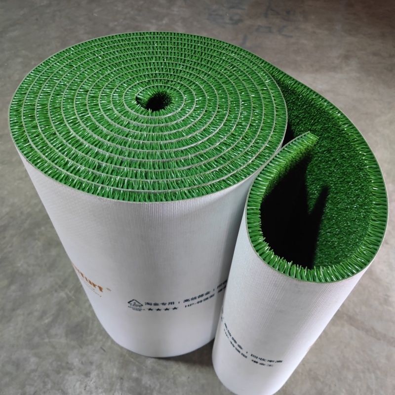 gold mining carpet grass