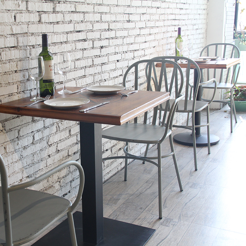 Китай Скандинавский многоцелевой ретро-серый алюминиевый стул для ресторана, кафе, производитель