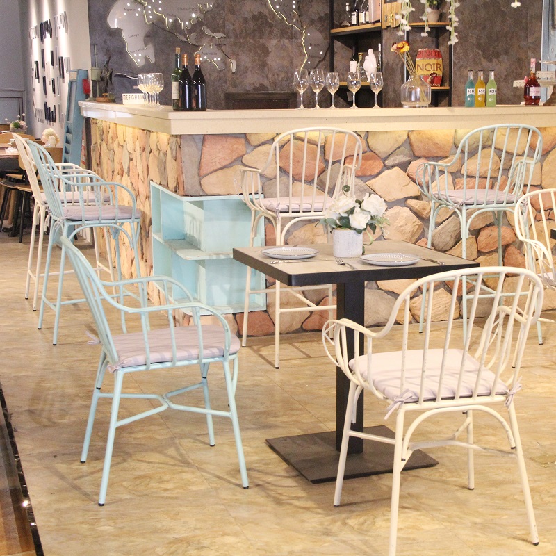 Weißer Restaurant-Bar-Café-Theken-Barmöbel-Stuhl für den Außen- und Innenbereich