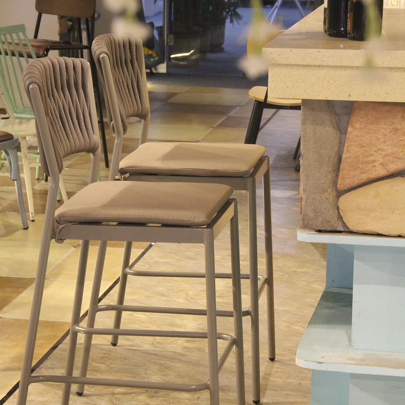 Garden Furniture Waterproof Aluminium Frame Cushion Seat Pe Rattan Bar Chair Stool