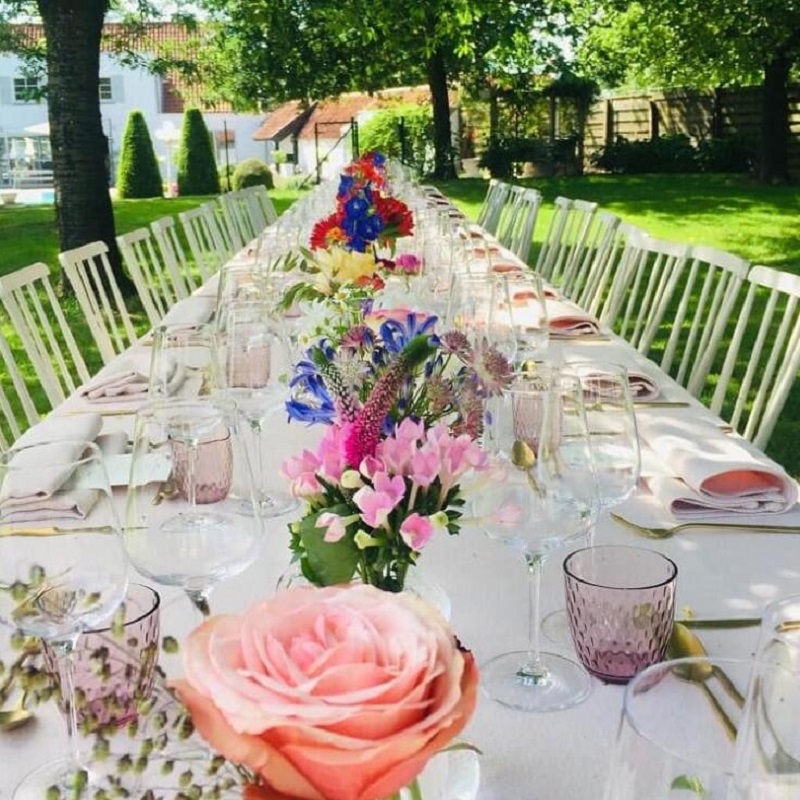 Location extérieure Royal Party Event Banquet Tiffany Chiavari Chaise de mariage empilable