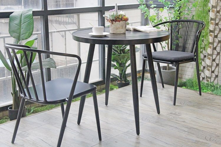 Courtyard Dining Chair