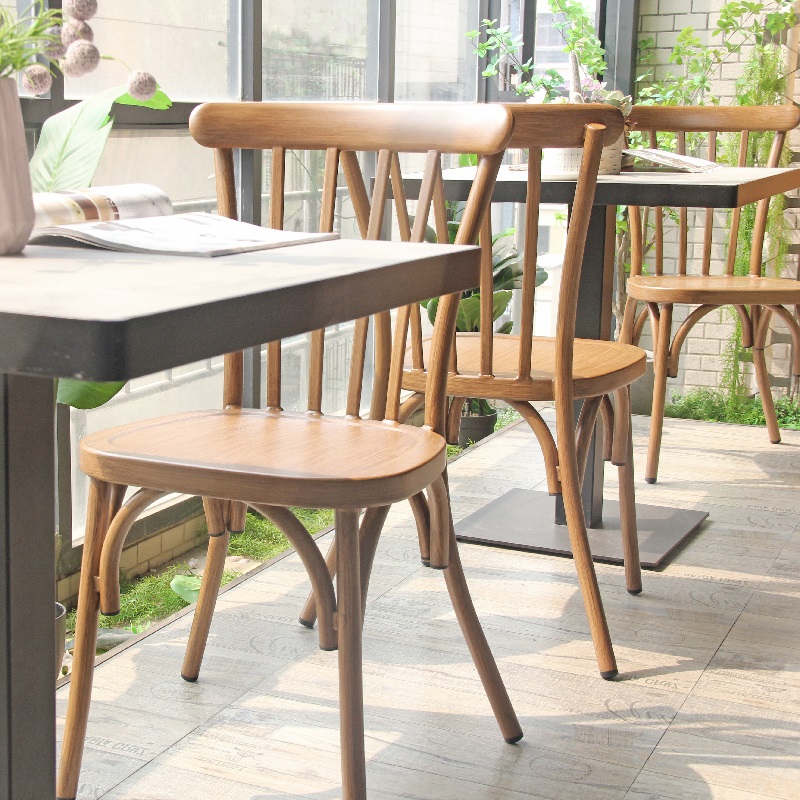 Китай 2023 Французский патио-кафе-бистро Отель-ресторан в саду Штабелируемый алюминиевый стул на открытом воздухе, производитель