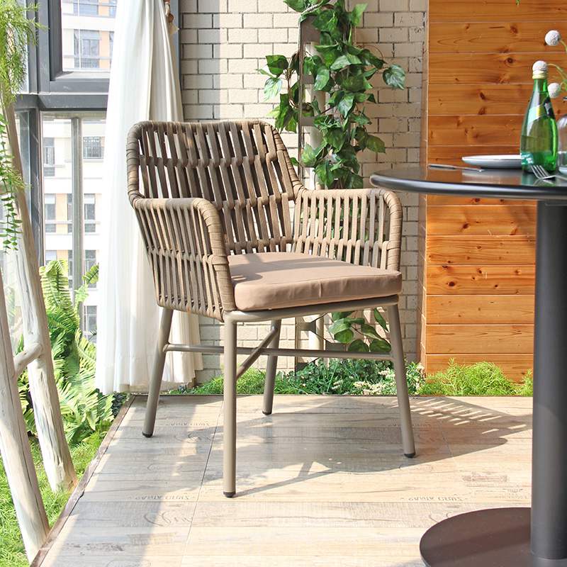 ODM Creative Brown Geräumiger Outdoor-Stuhl aus Polyester mit flachem Seil