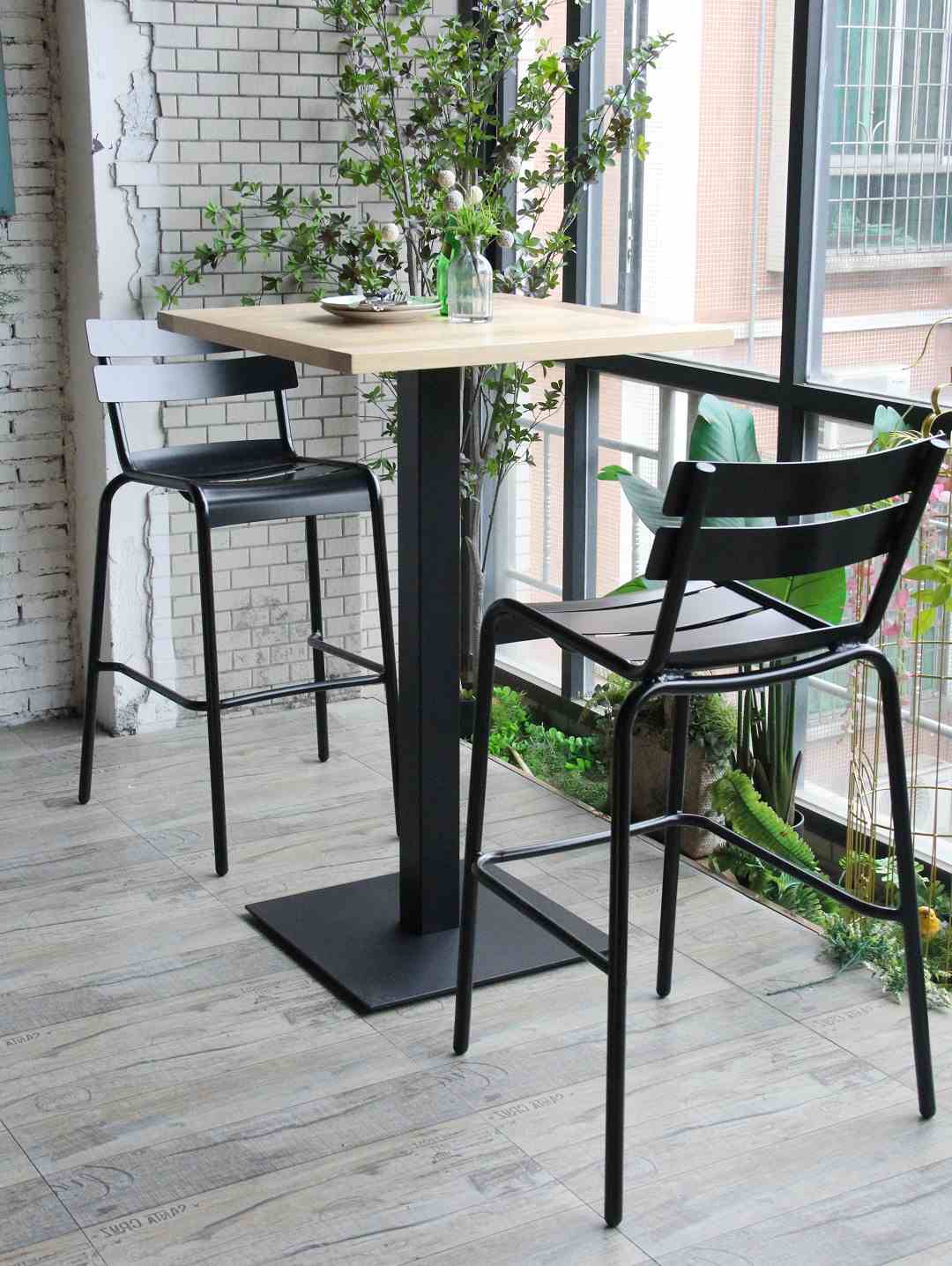 Outdoor Luxembourg Bar Chair