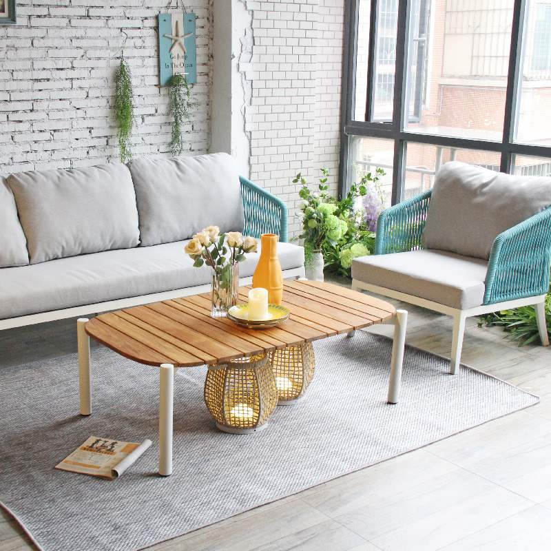 Il set di divani per esterni di CDG migliora la tua esperienza di svago all'aperto