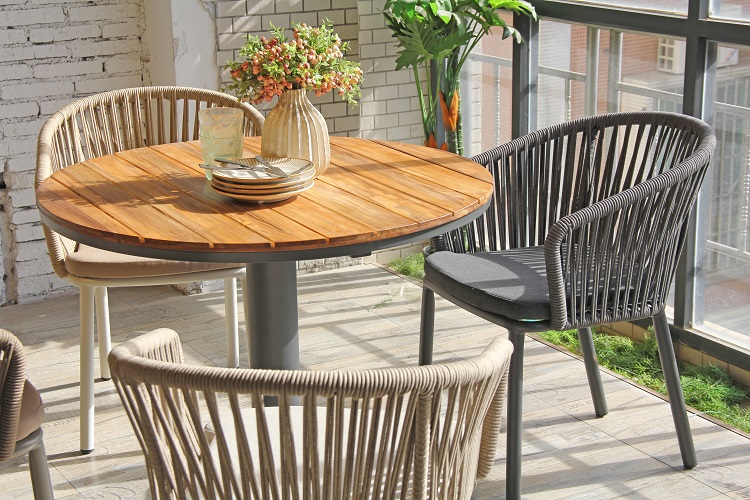 Outdoor Dining Table