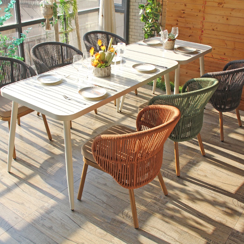 How To Choose The Best Outdoor Garden Furniture?