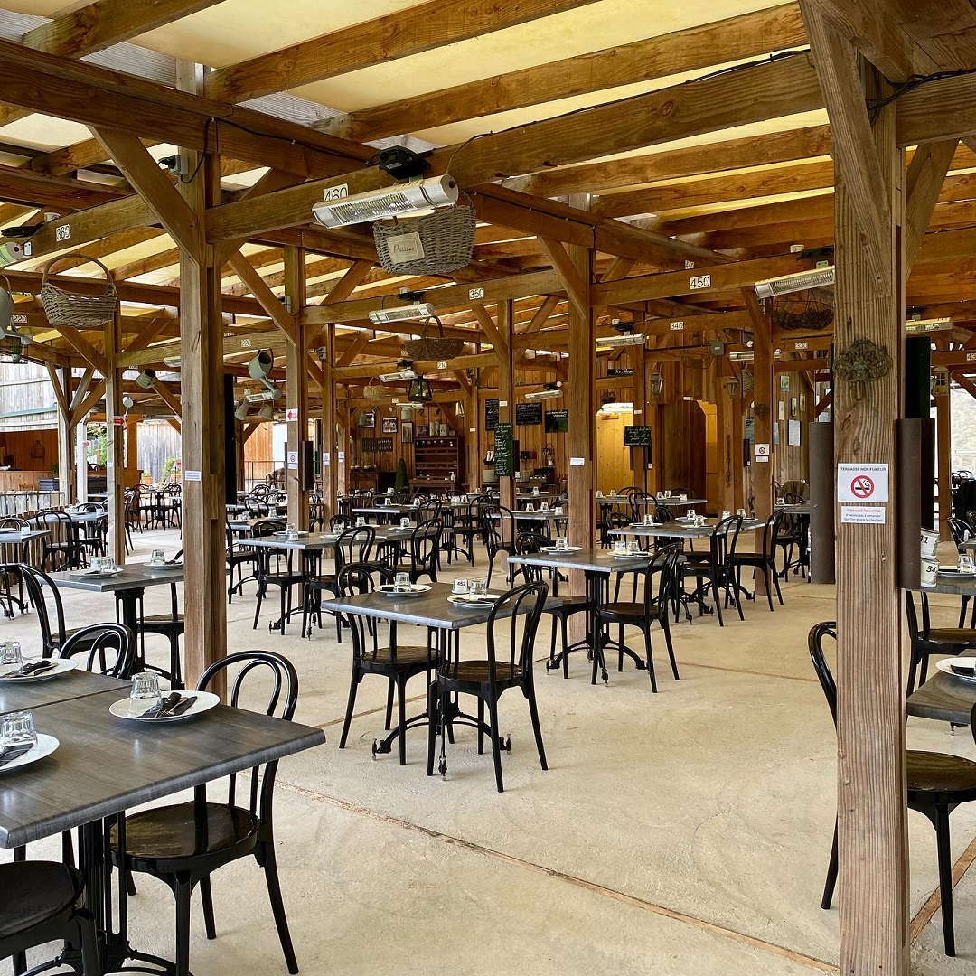 commercial cafe furniture