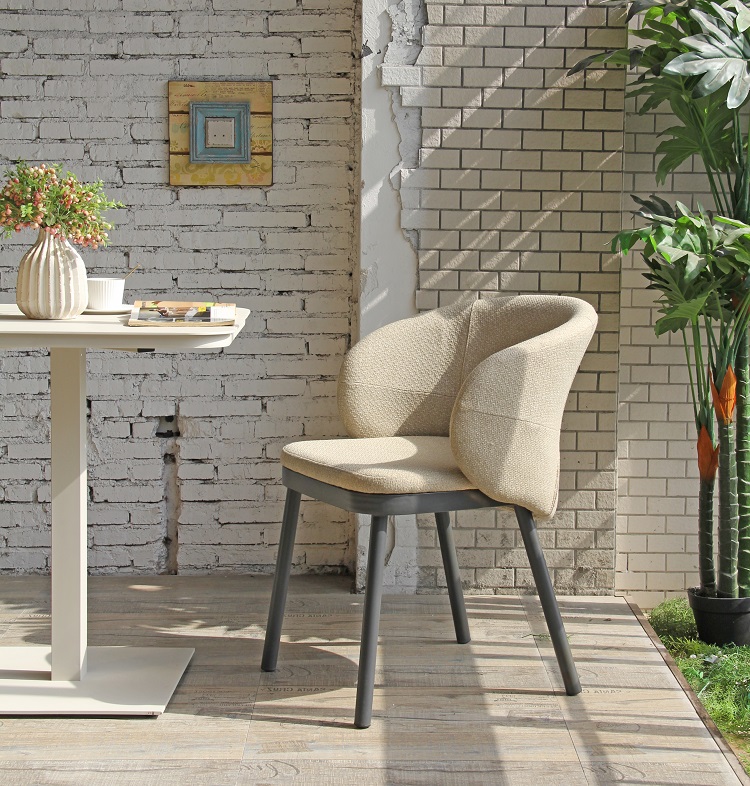 Metal Legs Fabric Dining Chair