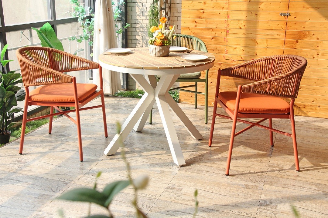 Outdoor Furniture Table