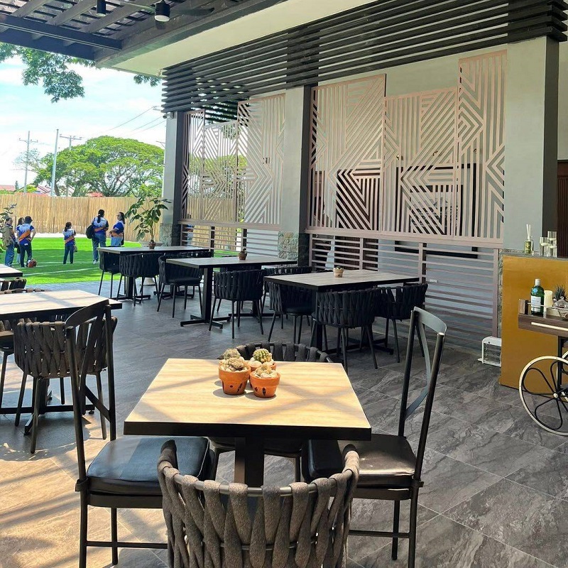Expert Guide: How to Choose the Best Outdoor Restaurant Seating