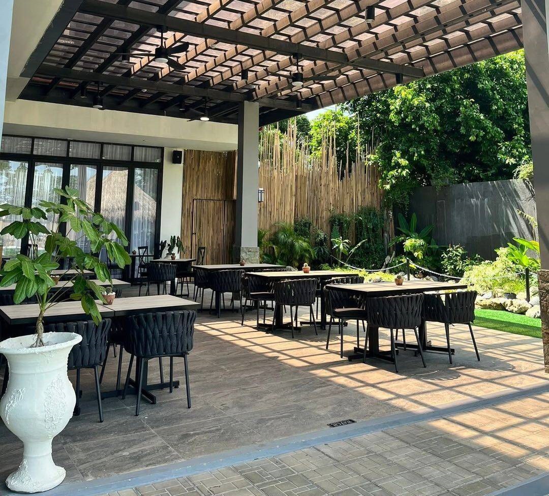 Commercial Outdoor Furniture