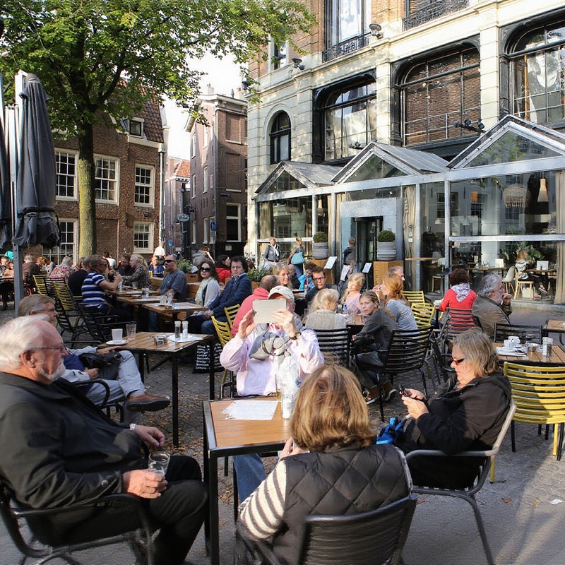 How European Outdoor Chain Restaurants Can Enhance Brand Value Through Customized Outdoor Restaurant Furniture
