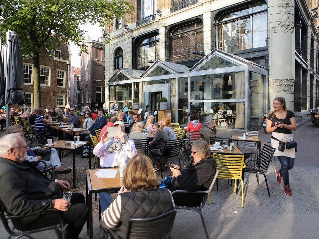 Customized Outdoor Restaurant Furniture Manufacturer