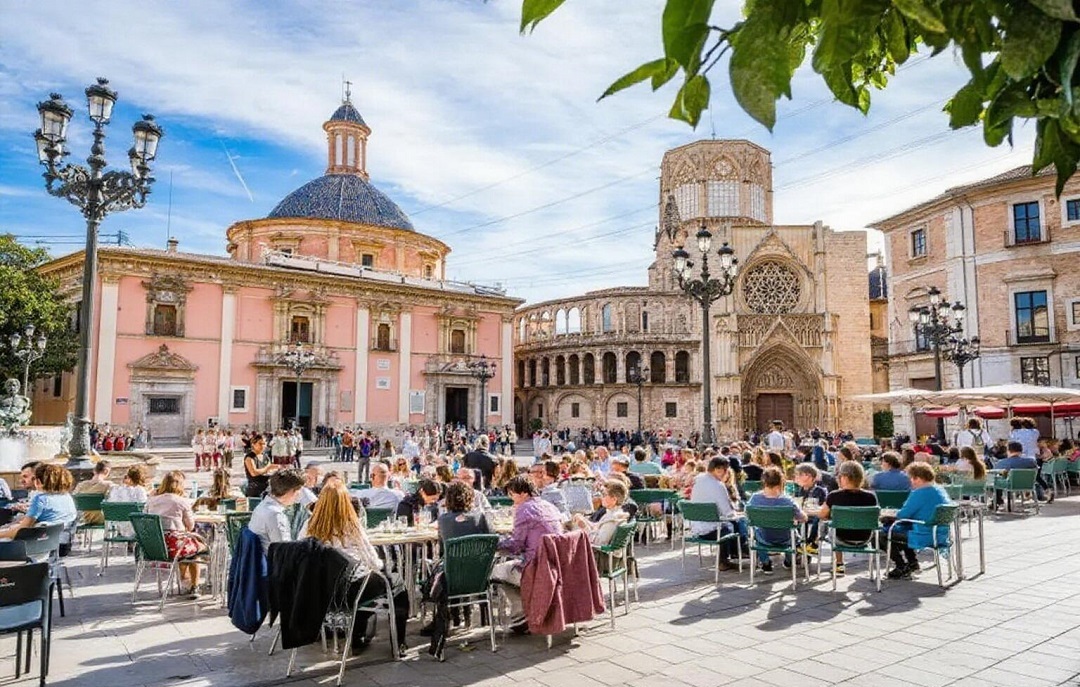Outdoor Restaurant Furniture