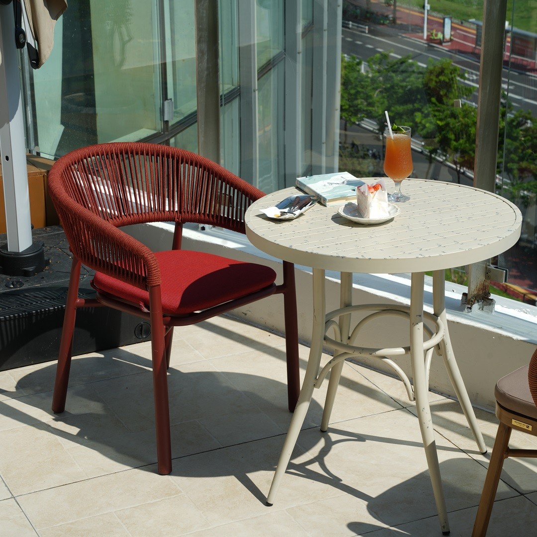 Aluminium Outdoor Coffee Tables