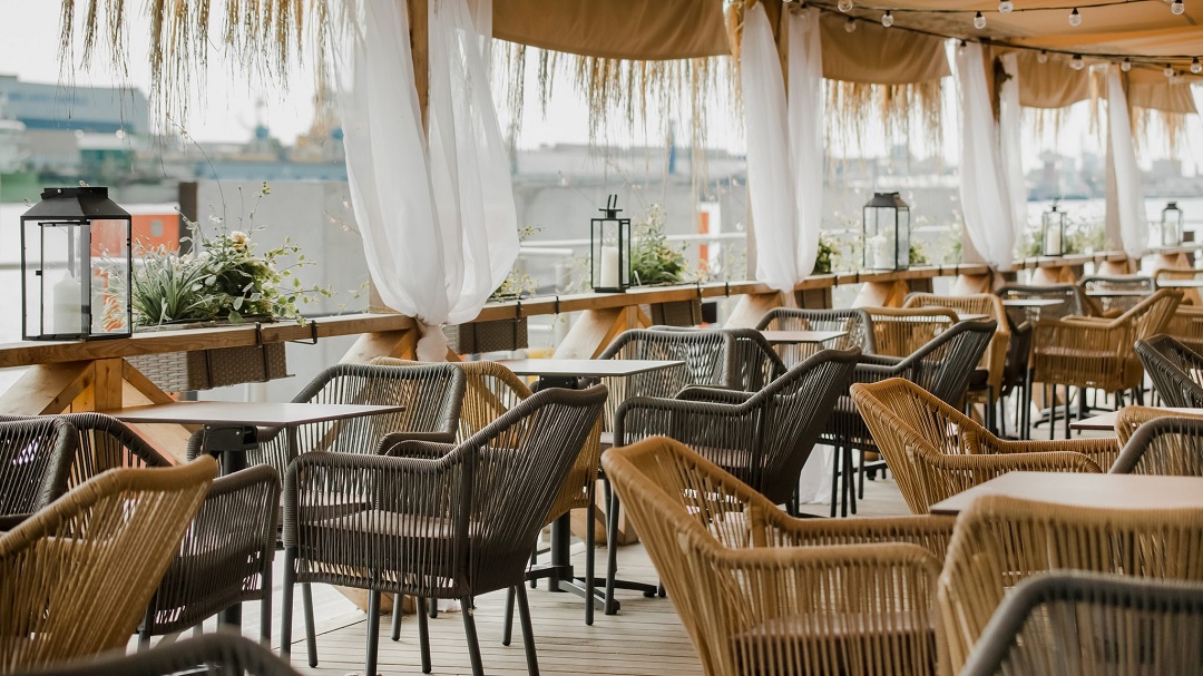 outdoor furniture brand
