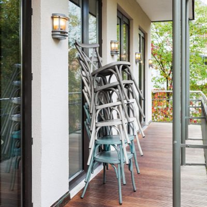 Stackable Commercial Outdoor Chairs for Operational Efficiency