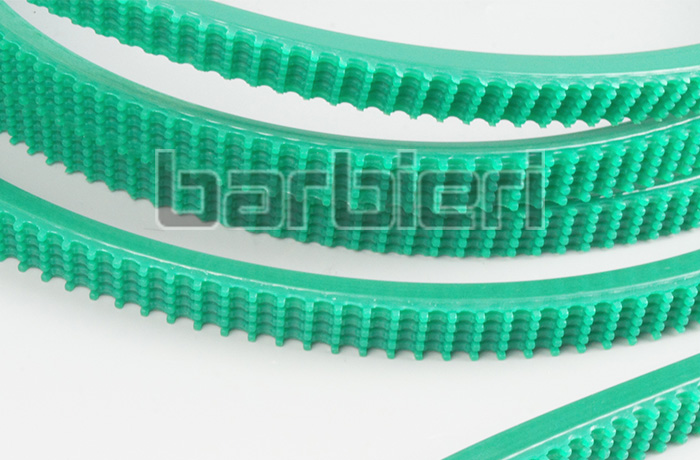 V-belt with dark green supergrip profile layer
