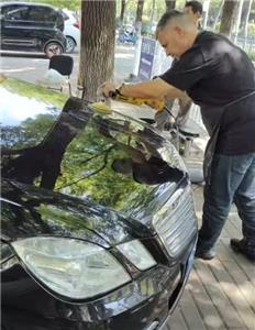 Optimal Polishing Combination for Ten-Year-Old Black Mercedes