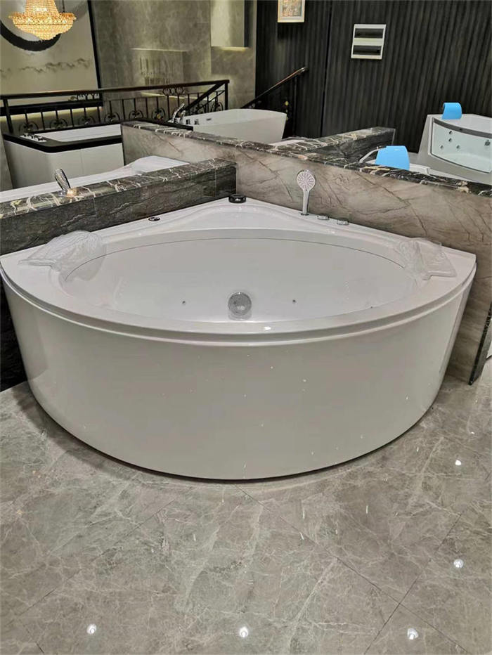 modern jacuzzi tub
