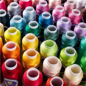 Stock 120D/2 Glossy Rayon High Speed Machine Embroidery Thread Hand Embroidery