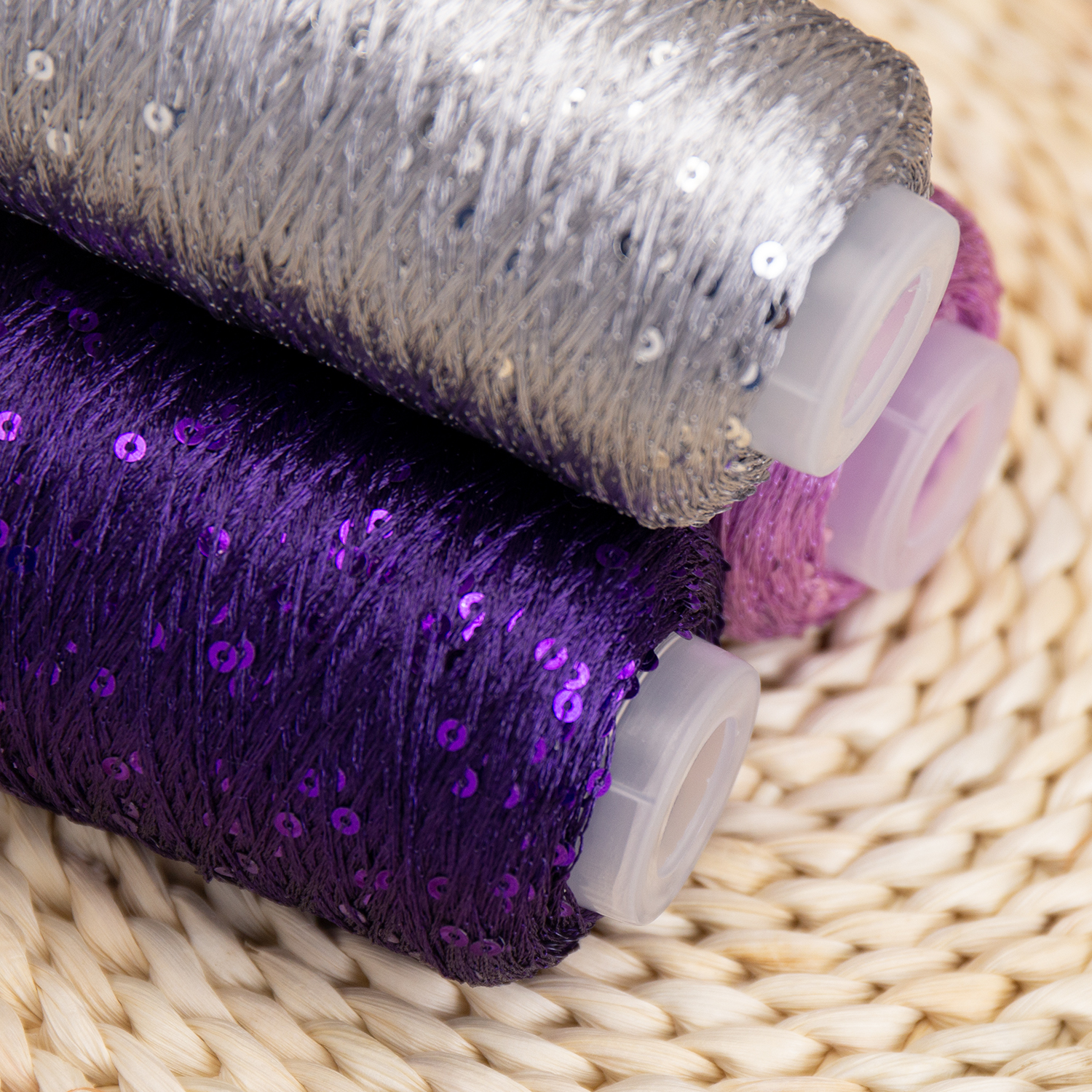 50g Packing Standard Density 3mm Sequin Fancy Yarn Combed 150D Polyester Sequin Thread