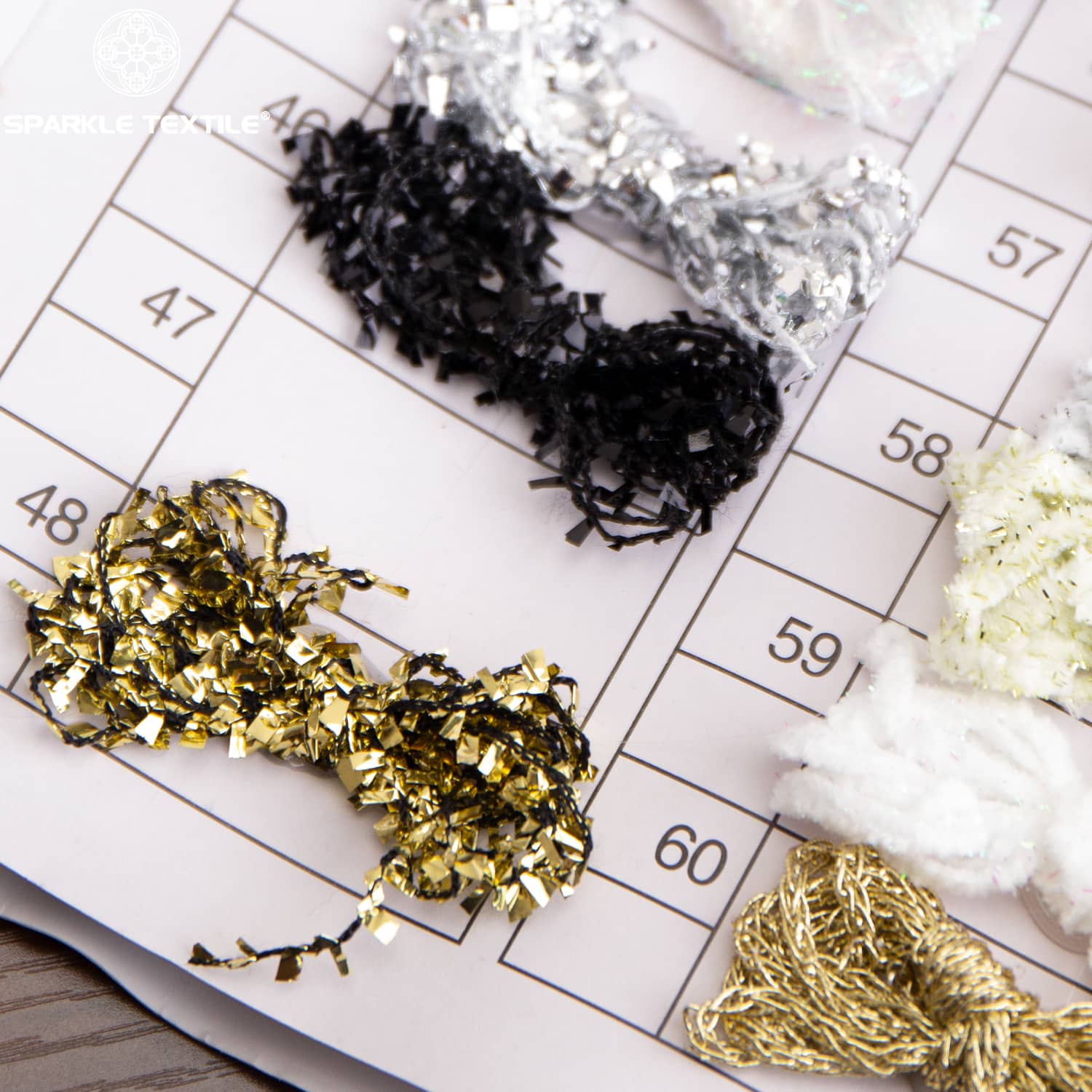 Wholesale PET Metallic Fancy Yarn Black Core Gold Chip Confetti Yarn Gold Butterfly Yarn for Knitted Weaving Sweater Jacket