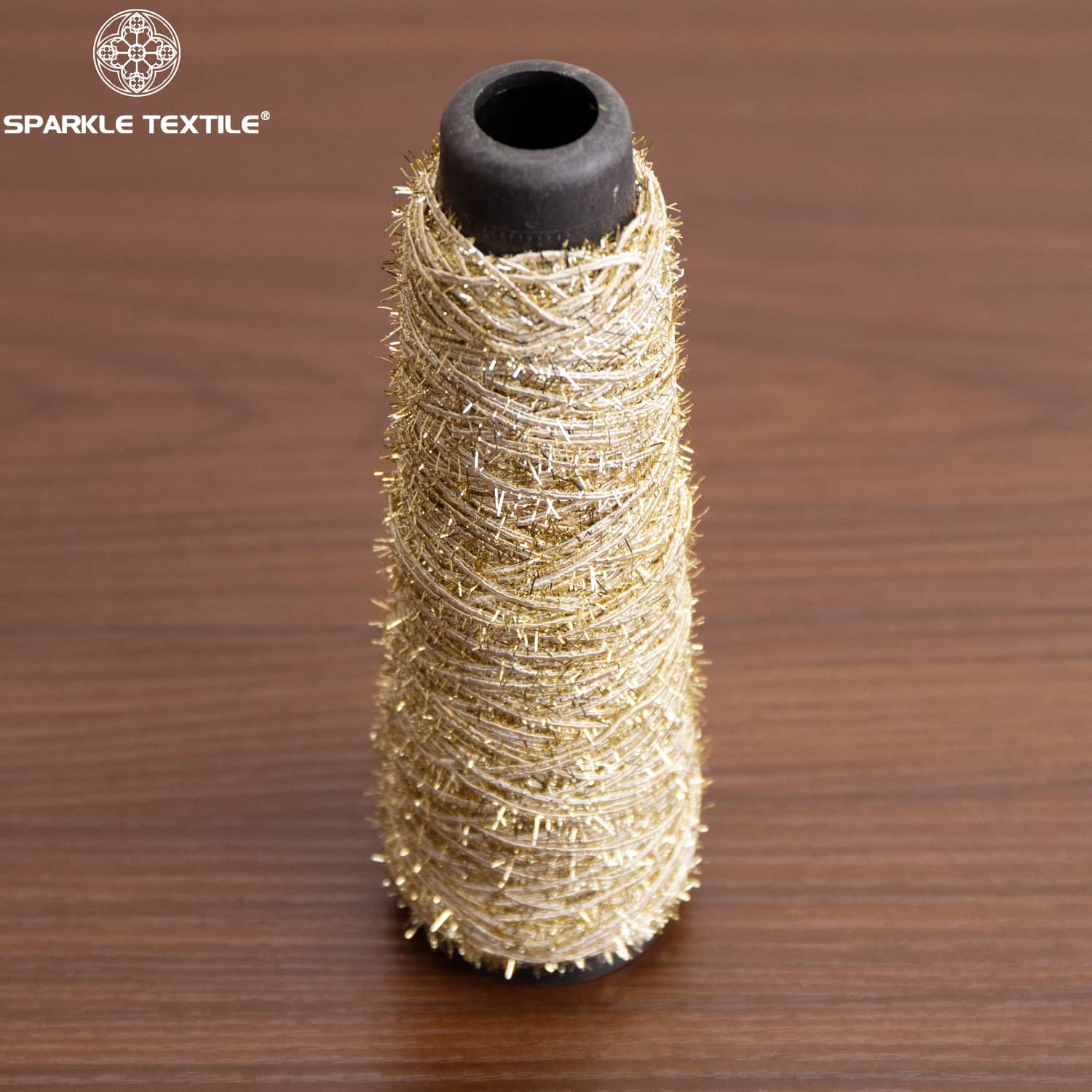 Polyester Beige Base Flat Tape Toothbrush Yarn Metallic Fancy Yarn Gold Spike Tape Yarn for Knitting Weaving Fabric