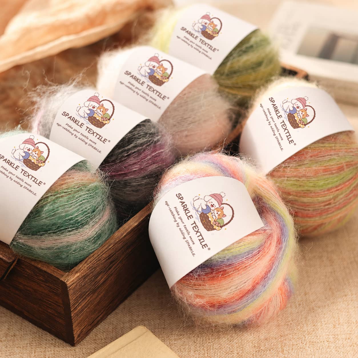 Wholesale Gradient Dye Hand Knitting Thread Long Hair Tufting Hand Crochet Yarn Fancy Fluffy Irish Mohair Yarn Crochet Yarn