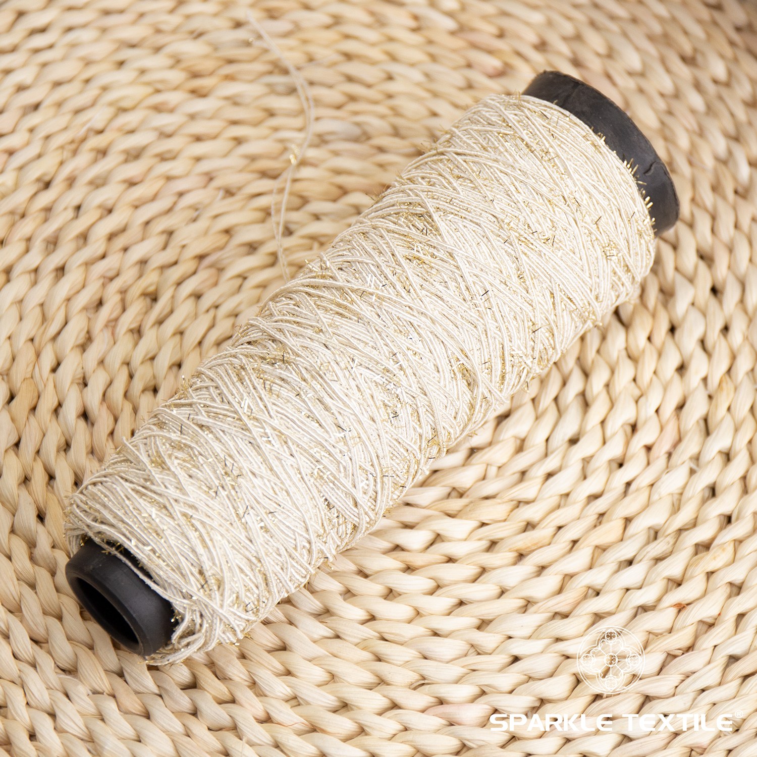 Fancy Metallic Glitter Yarn Imitation Linen Polyester Rope Texture Yarn for Hand & Machine Knitting Hat