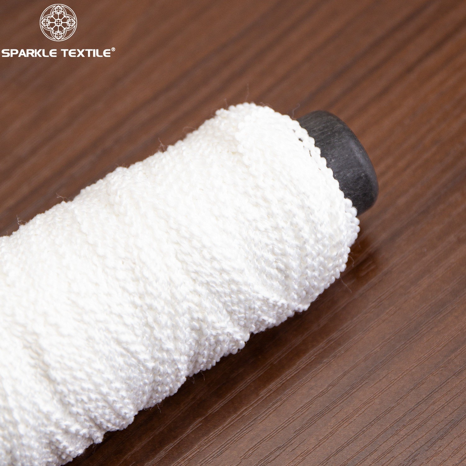 hand-knitting hand-knitting