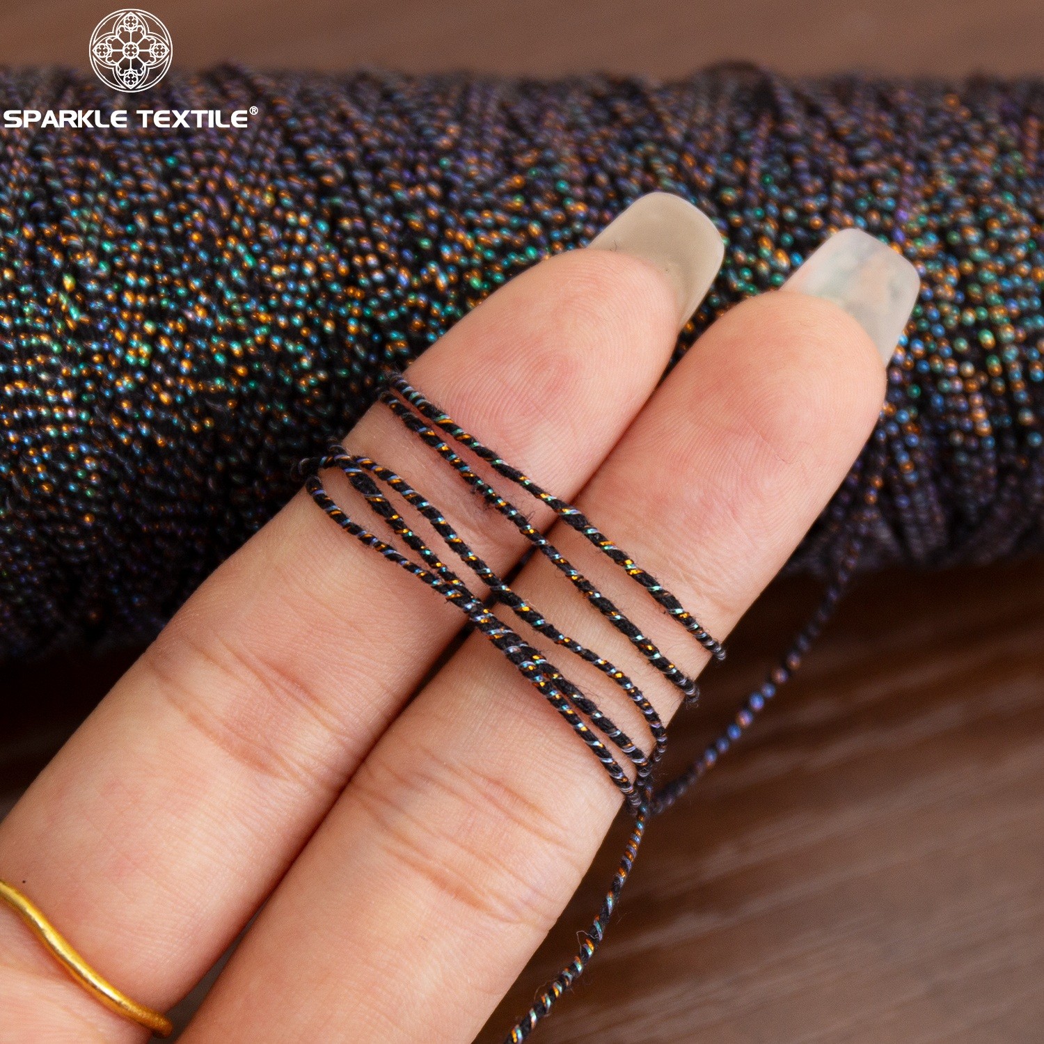 Polyester Metallic Cord Yarn Polyester Metallic Cord Yarn