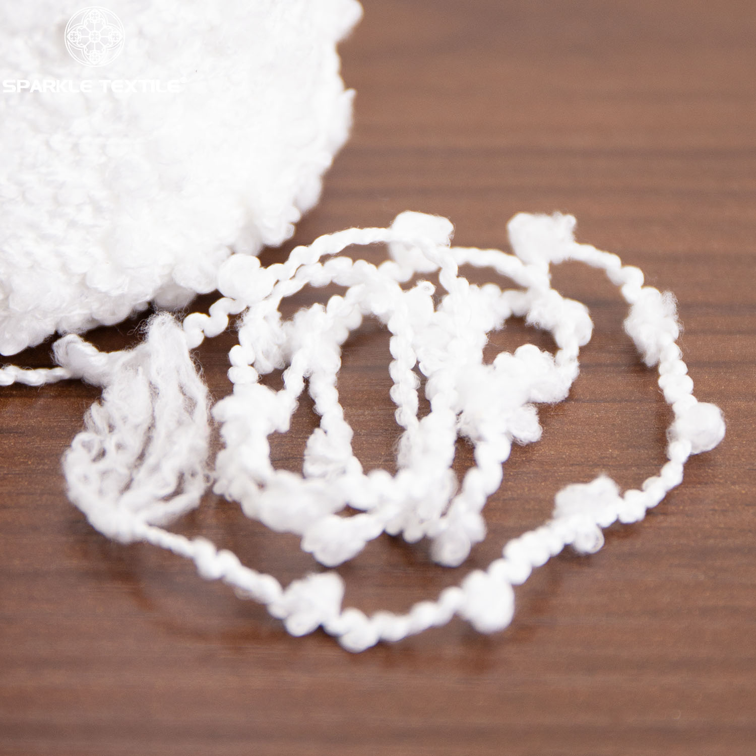 Home Textile Soft Beaded Fancy Yarn Fancy Yarn Bubble Knot Yarn 100% Polyester Pom Pom Fancy Yarn for Knitting Sweater Scarf