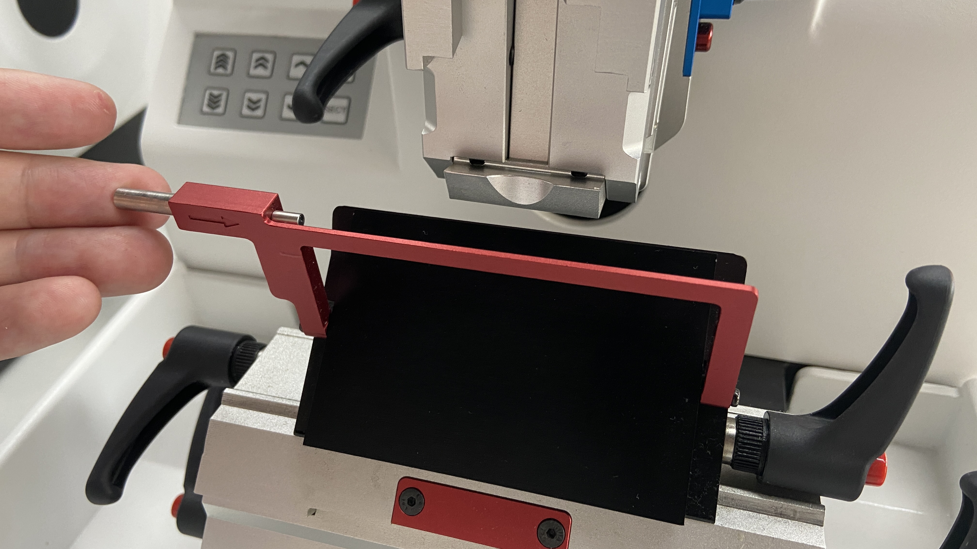 An Overview of Microtome Blade Holders