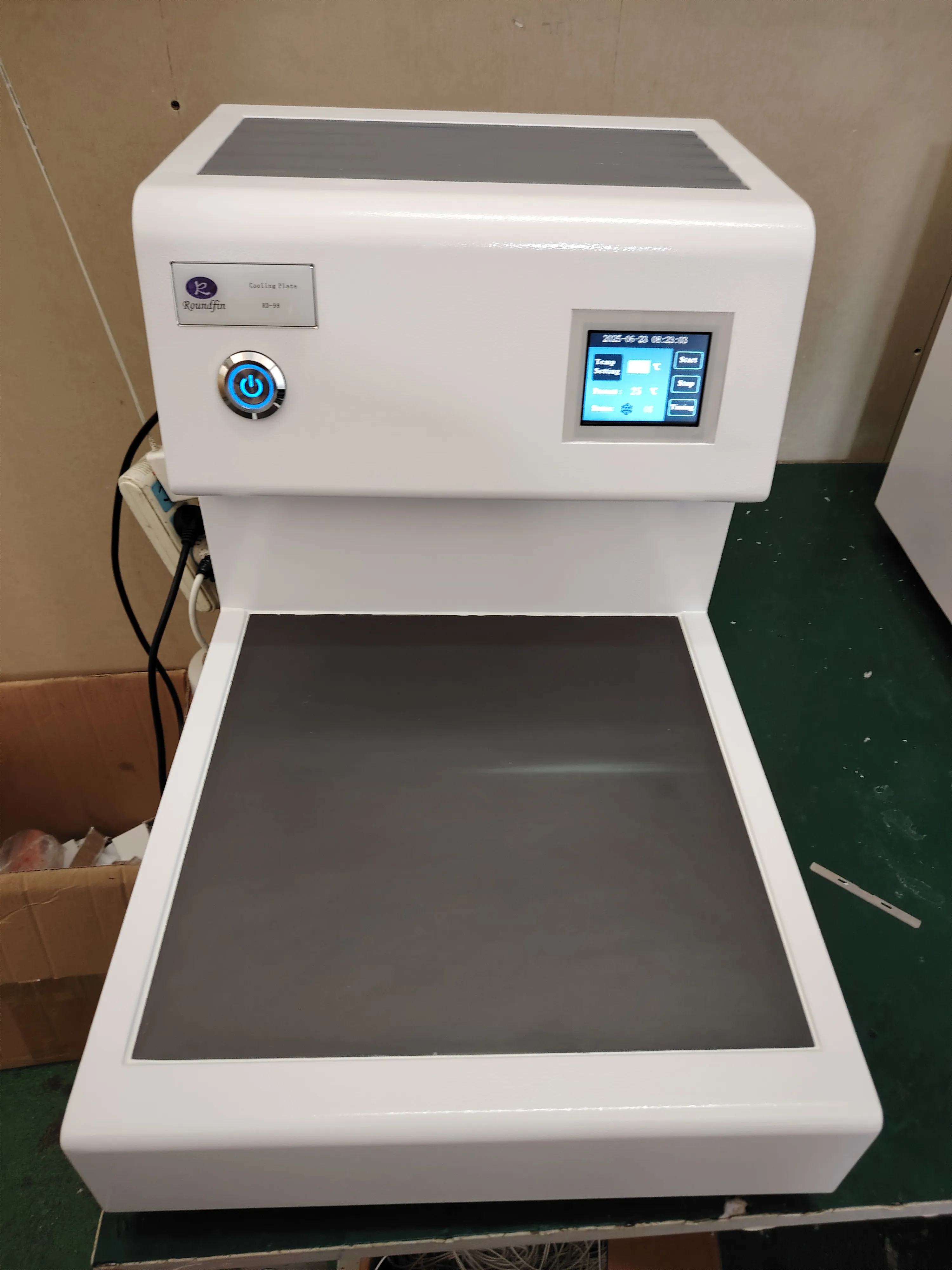 Embedding Station