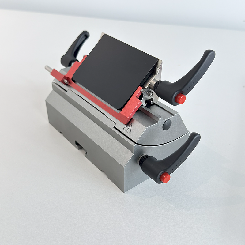 Roundfin DualFit Microtome Blade Holder for Both High-profile and Low-profile Microtombe Blade