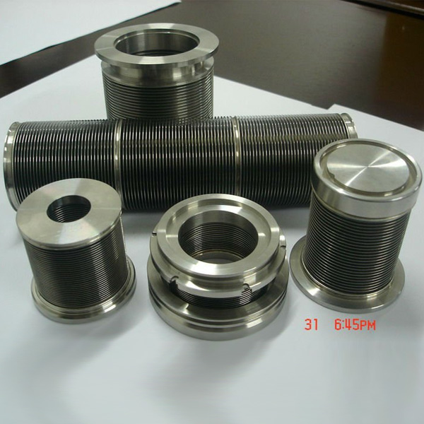 Welded metal bellow