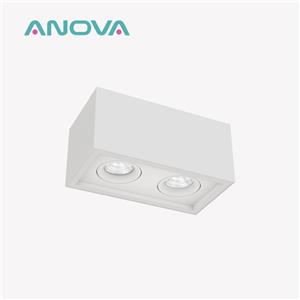Firkantede, dæmpbare, overflademonterede downlights