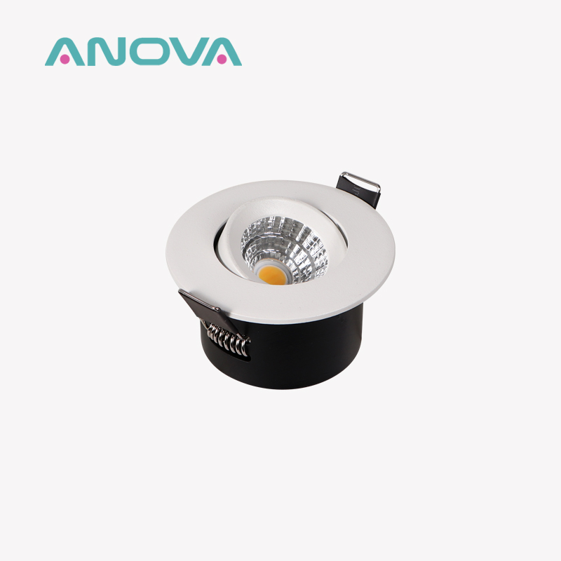 Adjustable Tri-CCT Dimmable Recessed Downlight