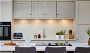 LED-belysning under kabinet: Hvordan vælger jeg LED-lys til underskabe?