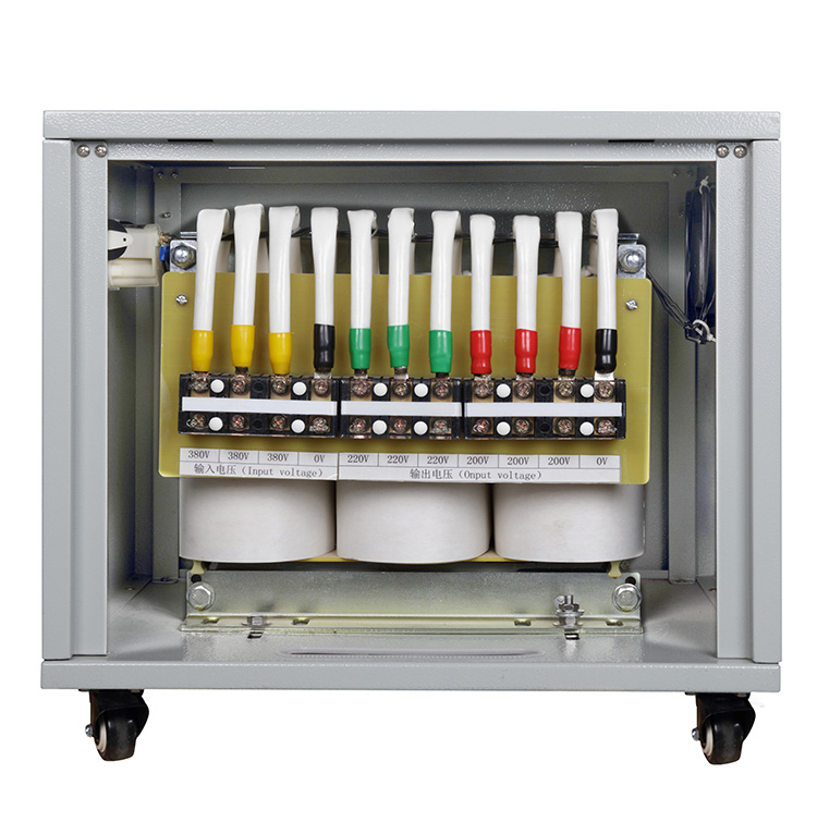 Low Voltage Power Distribution Transformer