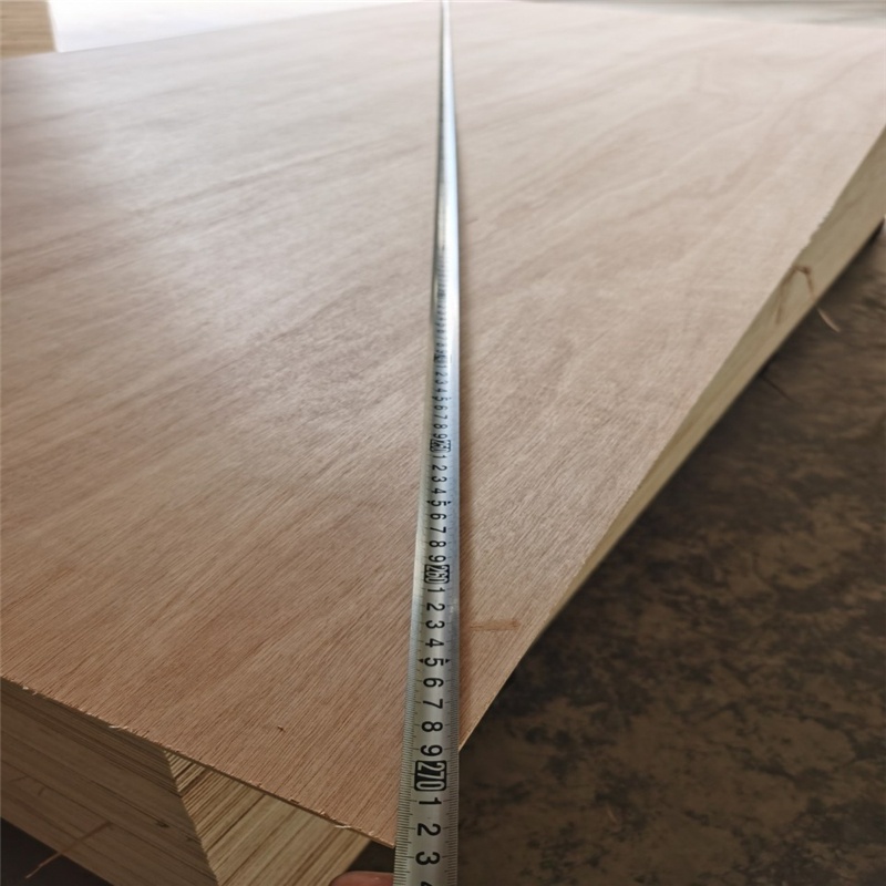 Pencil Cedar Surface Plywood