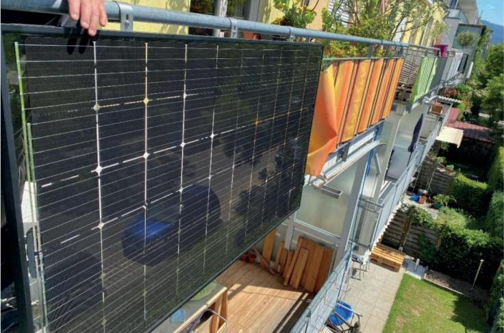 ベランダ太陽光パネル設置システム