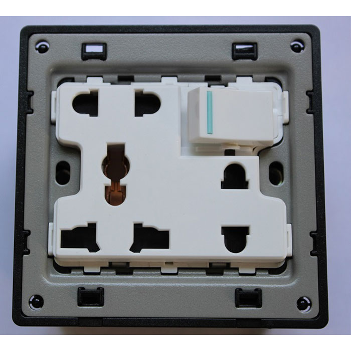 6 Hole Wall Socket For Cambodia