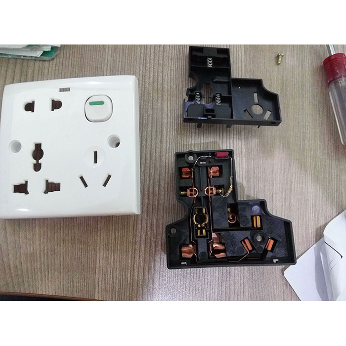 Bangladesh 6pin Multi Socket